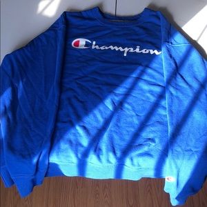 Champion Crewneck Pullover